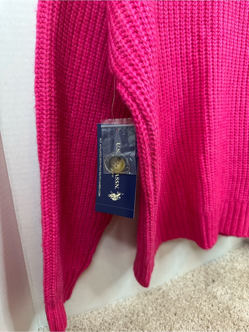 U.S. Polo Assn. Hot Pink Chunky V-Neck Cardigan, size XL, NWT - Picture 5 of 5